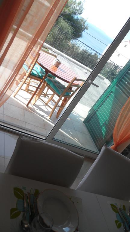 Apartment Sanja Primosten Exterior photo